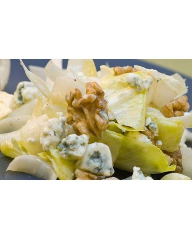 Salade d'endives au roquefort et aux noix pour 4 personnes Recettes