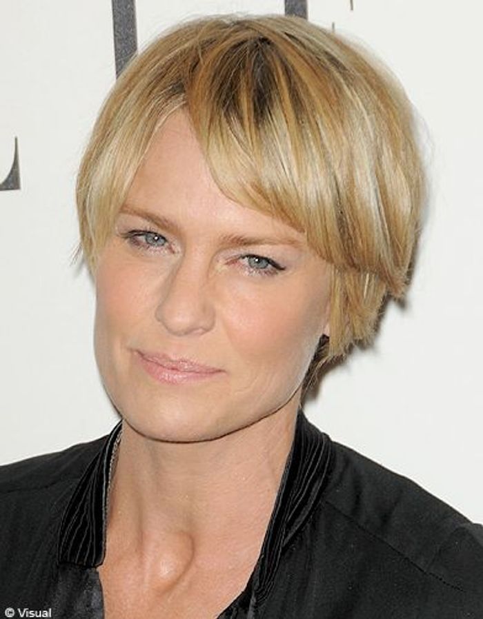 coupe courte robin wright