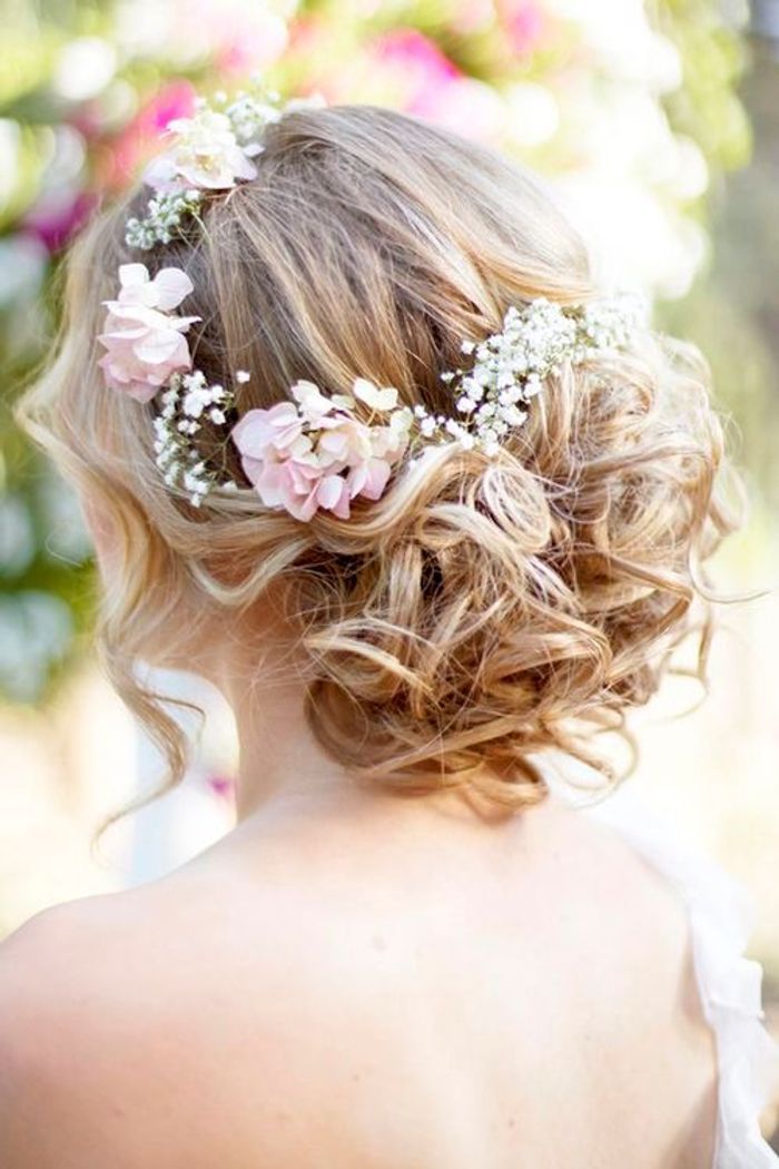 Coiffure de mariée champêtre