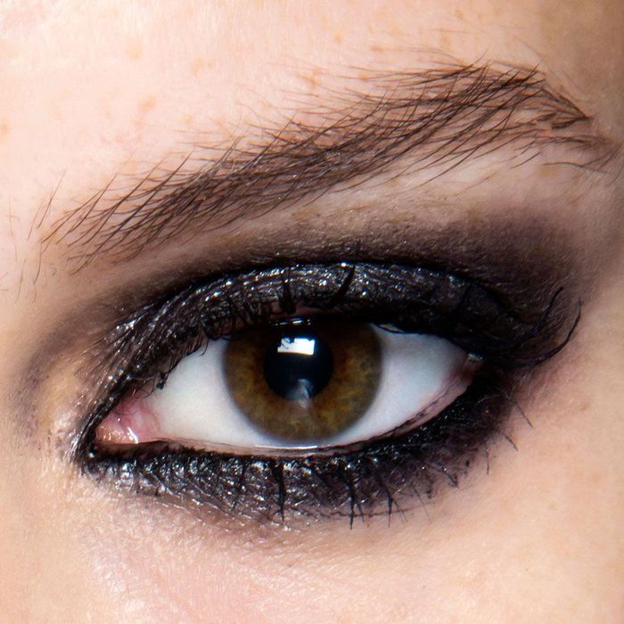 maquillage soirée yeux marron. le maquillage des yeux marrons pour