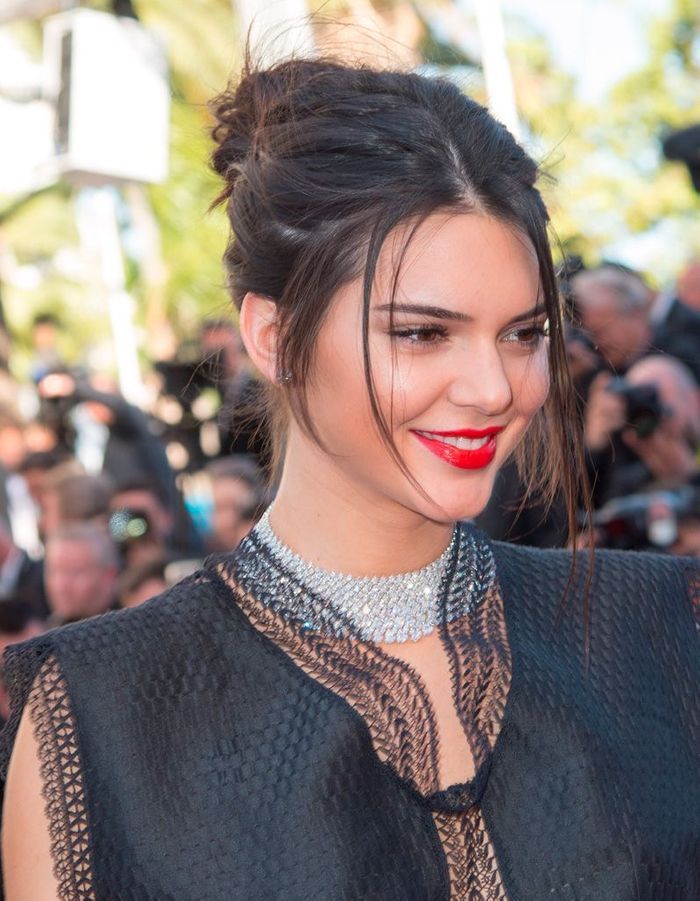 Le chignon de Kendall Jenner au Festival de Cannes 2015