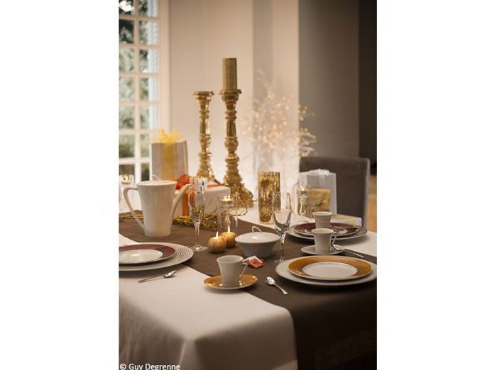 Nos 40 idées déco pour une table de réveillon sur son 31 ! elle ... Décor de Ovale table cuisine