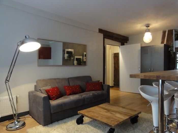 Beau Deco Pour Appartement #12: Nouveau Look Pour Cet Appartement! Beau Deco Pour Appartement #12: Nouveau Look Pour Cet Appartement!